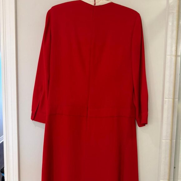 Boutique Moschino Red Dress with a White Bow Collar - NEVER WORN - brand new - Picture 4 of 7